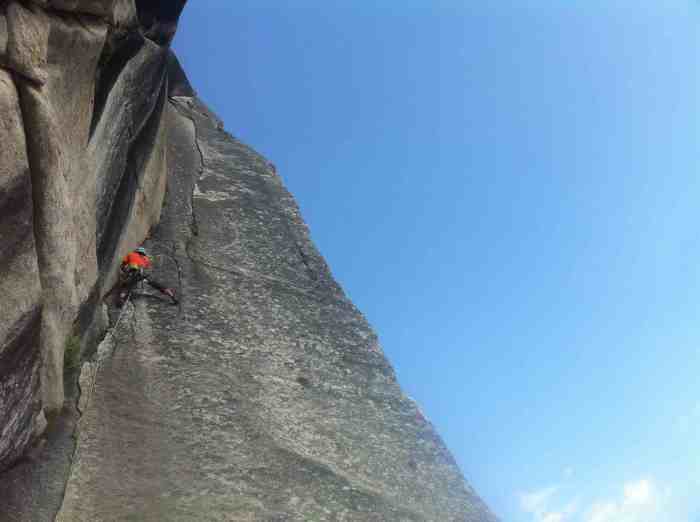 Pitch 2 entering the hand crack to the 10c finish